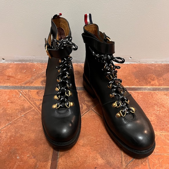 UO Lace Ankle Boots - Picture 1 of 5